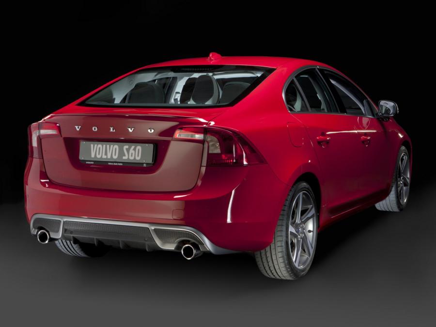  Volvo S60 R-Design 2010 года  (фото 3 из 27)